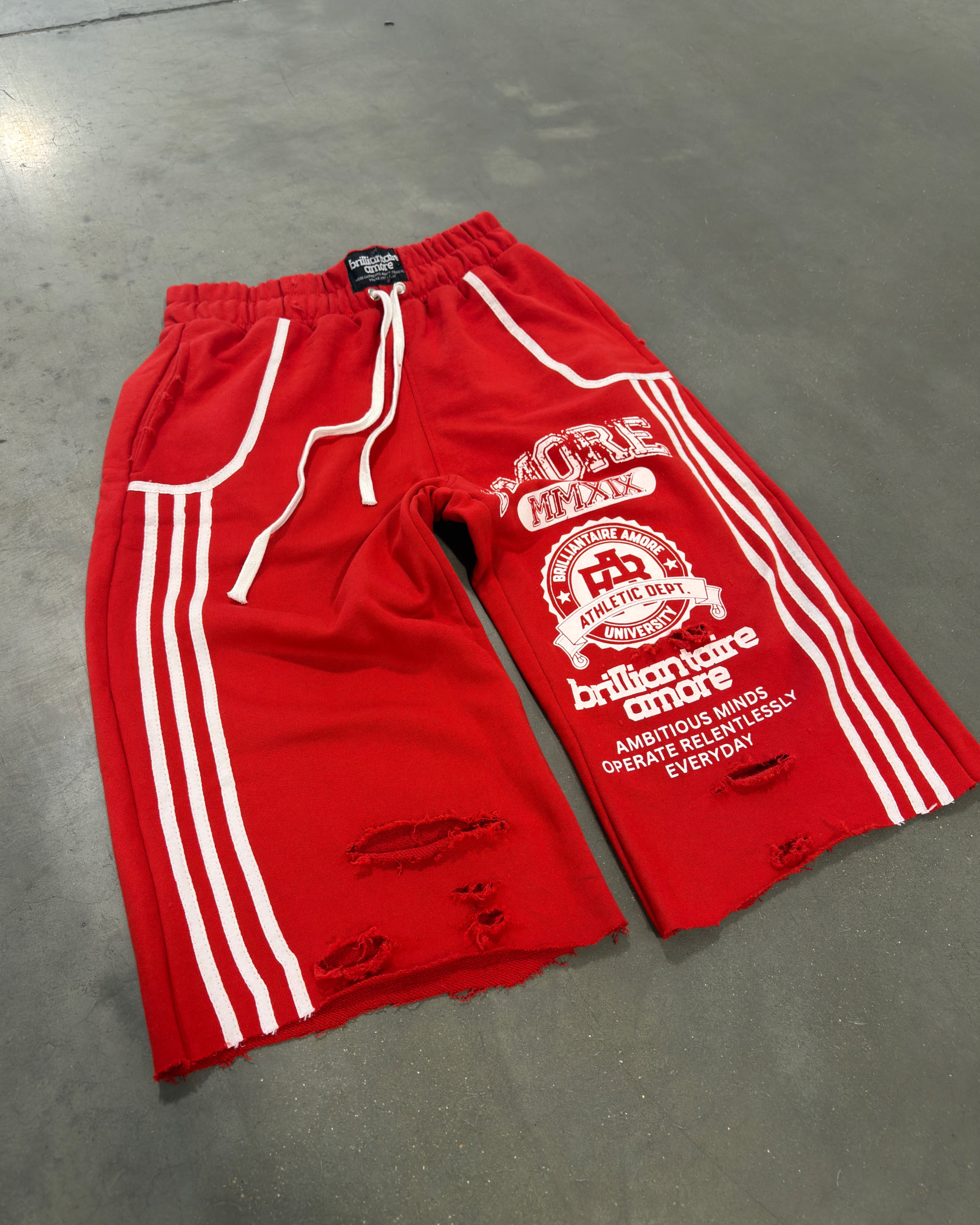 AMORE 3/4 Shorts [RED]